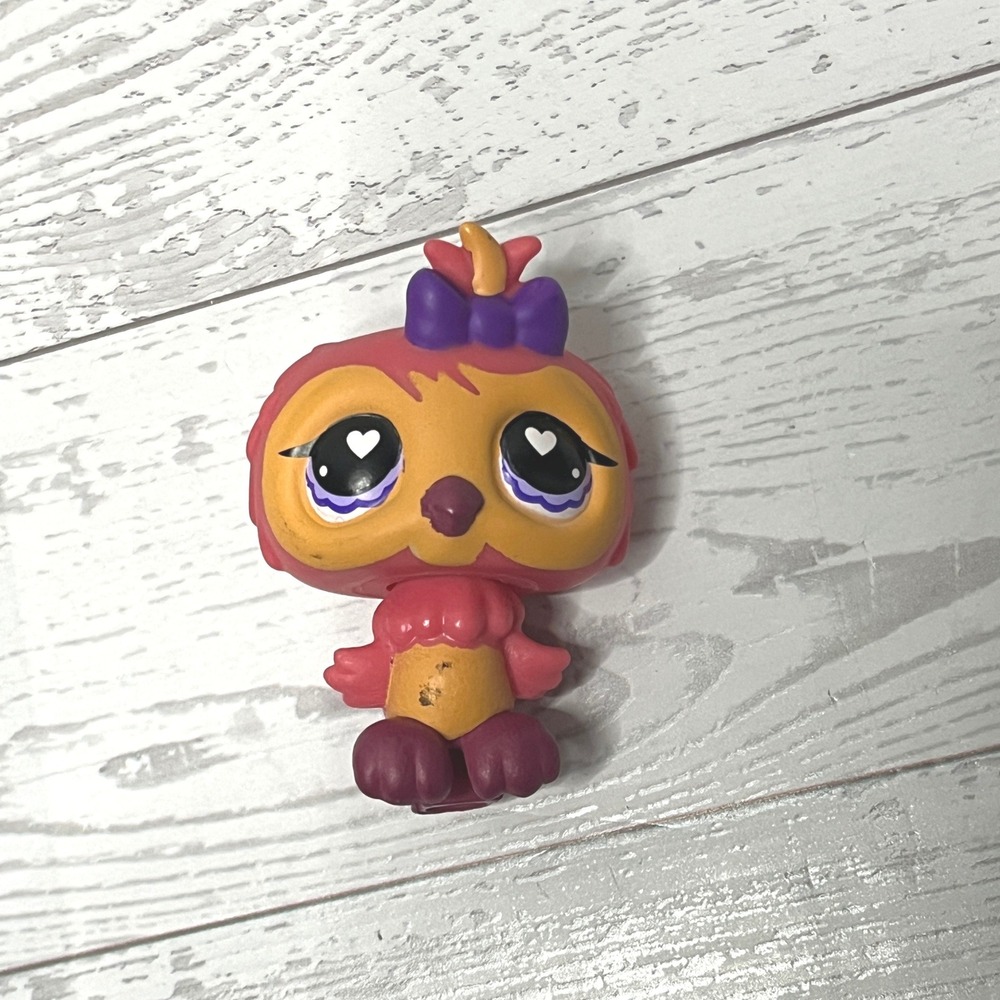 OWL G7 #226 Heart Eyes Authentic Littlest Pet Shop -LPS Bird Pink Collector